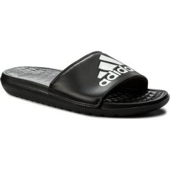 Klapki adidas - Voloomix CP9446 Cblack/Ftwwht/Cblack. Czarne klapki i japonki męskie ADIDAS, bez wzorów, z materiału. W wyprzedaży za 79.00 zł.