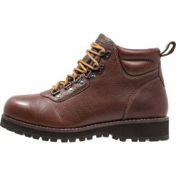 Eastland MAX 1955 Botki sznurowane brown. Buty zimowe męskie marki Eastland. W wyprzedaży za 379.60 zł.