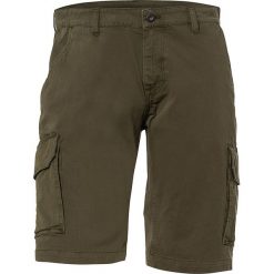 Szorty cargo - Regular fit - w kolorze khaki. Brązowe szorty męskie Cross Jeans, bez wzorów. W wyprzedaży za 101.95 zł.
