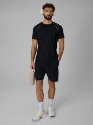 4F Koszulka do biegania szybkoschnąca męska - czarna M. Czarne t-shirty męskie 4f, m, bez wzorów, z tkaniny, bez kołnierzyka, bez ramiączek. Za 129.99 zł.