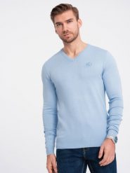 Elegancki męski sweter V-neck BASIC z wiskozą –jasnoniebieski V10 - Rozmiar: XXL. Niebieskie swetry męskie Ombre Clothing, bez wzorów, z wiskozy, eleganckie, bez kołnierzyka, bez ramiączek. W wyprzedaży za 89.99 zł.