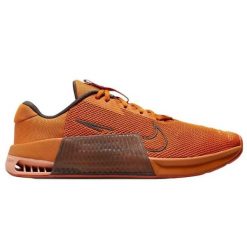 Buty do chodzenia męskie Nike DZ2617800. Brązowe buty do biegania męskie Nike, bez wzorów, z materiału, bez zapięcia, do biegania. Za 705.00 zł.