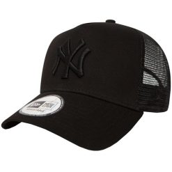 Męska czapka z daszkiem New Era Clean Trucker New York Yankees MLB Cap. Czarne czapki męskie New Era, bez wzorów, z poliesteru, sportowe. Za 139.99 zł.