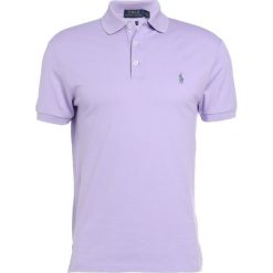 Polo Ralph Lauren Koszulka polo powder purple. Koszulki polo męskie marki Polo Ralph Lauren. W wyprzedaży za 344.25 zł.