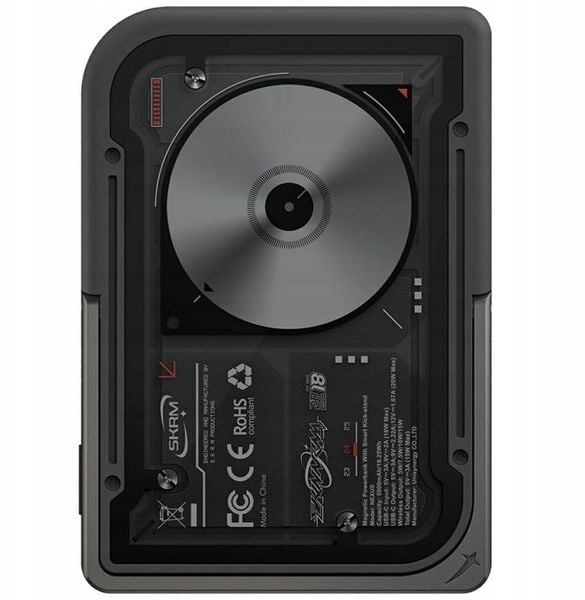 Powerbank SKINARMA Powerbank Nexus Nova Magnetic Kick-Stand 5000mAh 20W PD USB-C MagSafe czarny. Czarne powerbanki SKINARMA. Za 211.38 zł.