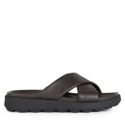 Klapki Geox. Brązowe klapki i japonki męskie Geox, bez wzorów. Za 249.99 zł.