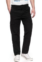 LEE SPODNIE MĘSKIE FATIGUE PANT BLACK L73ACJ01 112120319. Czarne spodnie na co dzień męskie Lee, bez wzorów, z materiału, z obniżonym stanem. W wyprzedaży za 89.99 zł.