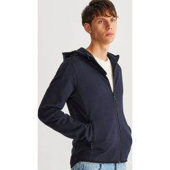 Bluza z kapturem - Granatowy. Bluzy nierozpinane męskie marki Reserved. W wyprzedaży za 39.99 zł.