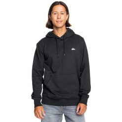 Bluza z kapturem dla Mężczyzn BASIC Czarny. Czarne bluzy nierozpinane męskie Quiksilver, m, bez wzorów, z bawełny, casualowe, bez ramiączek, z kapturem. W wyprzedaży za 175.50 zł.