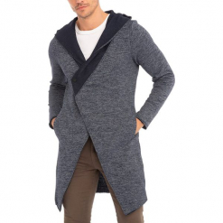 Sweter w kolorze granatowym. Niebieskie swetry męskie RNT23, z asymetrycznym kołnierzem. W wyprzedaży za 129.95 zł.