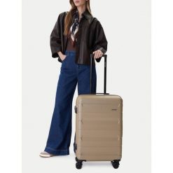 Walizka średnia GINO ROSSI. Brązowe walizki męskie Gino Rossi, bez wzorów, średnie. Za 299.99 zł.