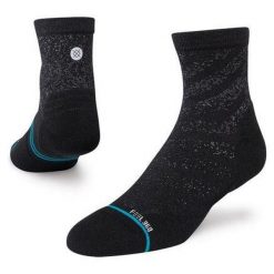 Skarpety biegowe Stance Run Light Quarter. Czarne buty do biegania męskie Stance, bez wzorów, bez zapięcia, na fitness i siłownię. Za 53.99 zł.