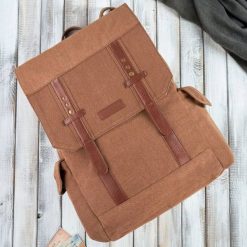 Plecak męski A4 ze skóry wegańskiej PAOLO PERUZZI E-03-BR brązowy. Brązowe plecaki męskie Paolo Peruzzi, bez wzorów, z bawełny. Za 139.99 zł.