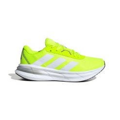 Buty do biegania adidas Galaxy 7. Zielone buty do biegania męskie ADIDAS, bez wzorów, bez zapięcia, do biegania. Za 259.00 zł.