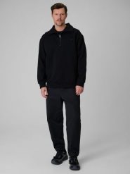 4F Spodnie casual męskie - czarne S. Czarne spodnie na co dzień męskie 4f, bez wzorów, z tkaniny, casualowe, długie. Za 189.99 zł.