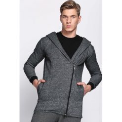 Ciemnoszara Bluza Favorite. Bluzy z kapturem męskie marki Born2be. Za 19.99 zł.
