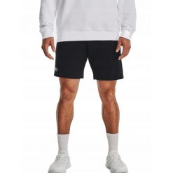 Spodenki fitness męskie Under Armour Rival Fleece. Czarne szorty sportowe męskie Under Armour, bez wzorów, z dresówki, sportowe. Za 129.99 zł.