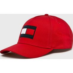 Tommy Hilfiger - Czapka. Czerwone czapki męskie Tommy Hilfiger, z bawełny. Za 159.90 zł.