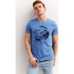 T-SHIRT Z NADRUKIEM. T-shirty męskie marki TOP SECRET. Za 39.99 zł.