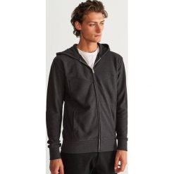 Bluza z kapturem - Szary. Bluzy z kapturem męskie marki Reserved. W wyprzedaży za 59.99 zł.