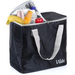 Torba termiczna czarna 30 l. Czarne torby sportowe męskie Vilde, bez wzorów, z materiału. W wyprzedaży za 40.90 zł.