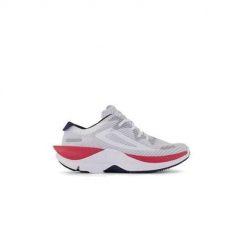 Buty do biegania Fila Shocket. Białe buty do biegania męskie Fila, bez wzorów, z materiału, bez zapięcia, do biegania. Za 402.00 zł.