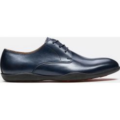 Granatowe półbuty męskie. Eleganckie półbuty męskie marki Kazar. Za 449.00 zł.