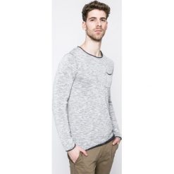 Review - Longsleeve. Koszulki męskie z długim rękawem marki Review. W wyprzedaży za 49.90 zł.