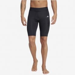Spodenki adidas TechFit JP1477. Szorty sportowe męskie ADIDAS, bez wzorów, sportowe. Za 78.81 zł.