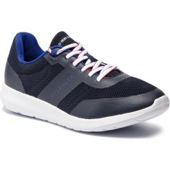 Sneakersy TOMMY HILFIGER - Core Lightweight Mesh Runner FM0FM02183 Midnight 403. Buty sportowe na co dzień męskie marki Tommy Hilfiger. W wyprzedaży za 329.00 zł.