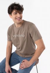 T-shirt z napisem, Comfort Fit, T-TOL. Brązowe t-shirty męskie Volcano, l, bez wzorów, z bawełny, bez kołnierzyka, bez ramiączek. Za 69.99 zł.