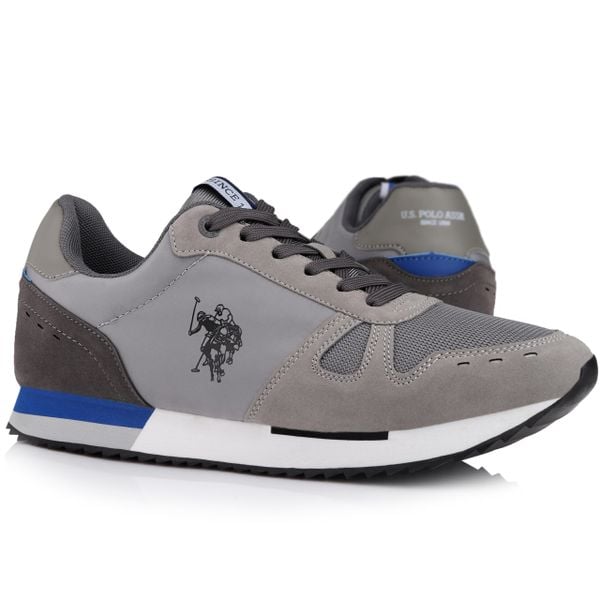 Buty sportowe do chodznia U>S Polo UP22M45054. Białe buty do biegania męskie U.S. Polo Assn., bez wzorów, bez zapięcia. W wyprzedaży za 179.00 zł.