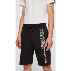 Versace Jeans - Szorty sportowe. Szorty sportowe męskie marki Versace Jeans. Za 529.90 zł.