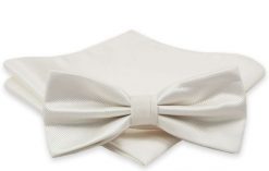 Mucha (Prążkowany Materiał) + Taka Sama Poszetka, Kość Słoniowa - Alties, Męska. Białe krawaty i muchy męskie Alties, bez wzorów, z materiału, eleganckie. Za 54.00 zł.