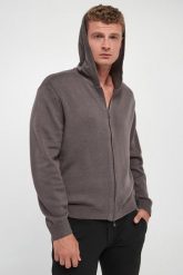 Sweter męski z wełną dziewiczą ARMANI EXCHANGE. Swetry męskie Armani Exchange, bez wzorów, z wełny, bez kołnierzyka, bez ramiączek. Za 799.00 zł.