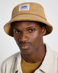 LEE MĘSKA CZAPKA SZTRUKSOWA LEE CORD WW BUCKET HAT GLAZED GINGER 112358292. Czapki męskie Lee, bez wzorów, ze sztruksu. Za 89.99 zł.