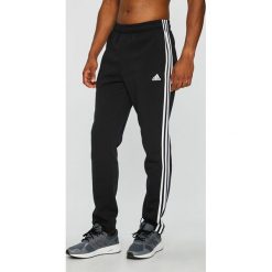 Adidas Performance - Spodnie. Długie spodnie sportowe męskie marki adidas Performance. Za 199.90 zł.