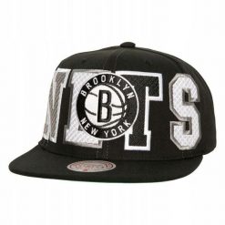 Męska Czapka Z Daszkiem Typu Snapback. Czarne czapki męskie BROOKLYN NETS, bez wzorów. Za 272.99 zł.