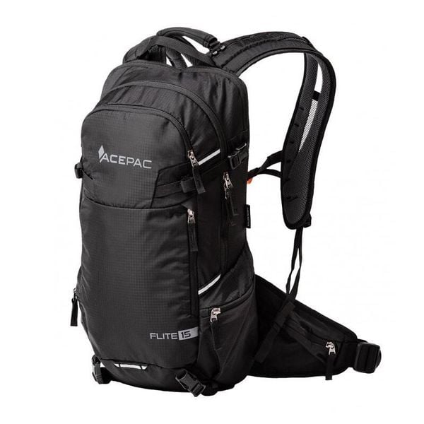 Plecak rowerowy turystyczny Acepac Flite 15 MKIII. Czarne plecaki męskie ACEPAC, bez wzorów. Za 434.99 zł.