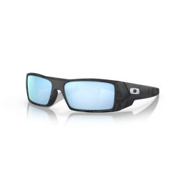 Okulary przeciwsłoneczne Oakley Gascan. Czarne okulary przeciwsłoneczne męskie Oakley, bez wzorów, sportowe. Za 817.00 zł.