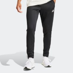 Spodnie treningowe do piłki nożnej ADIDAS Sereno. Czarne długie spodnie sportowe męskie ADIDAS, bez wzorów, do piłki nożnej. W wyprzedaży za 129.99 zł.