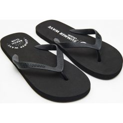 Japonki - Czarny. Klapki i japonki męskie marki Cropp. Za 39.99 zł.