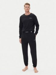 Cristiano Ronaldo CR7 Piżama 8730-42 Czarny Regular Fit. Czarne piżamy męskie Cristiano Ronaldo CR7, l, bez wzorów, z bawełny, bez kołnierzyka, bez ramiączek. Za 249.99 zł.
