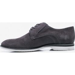 Wojas - Półbuty. Szare codzienne półbuty męskie Wojas, bez wzorów, z materiału, casualowe, bez obcasa, bez zapięcia. W wyprzedaży za 269.90 zł.