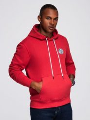 Męska bluza dresowa kangurka z kapturem i naszywką w stylu college – czerwona V1 - Rozmiar: M. Czerwone bluzy z kapturem męskie Ombre Clothing, m, z aplikacjami, z bawełny, z kapturem. W wyprzedaży za 99.99 zł.