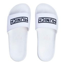 Sandały MUNICH FLAT SLIDER D LOGO WH Biały. Białe sandały męskie Munich, z gumy, bez zapięcia. Za 150.53 zł.
