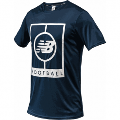 Koszulka treningowa MT833017GXY. T-shirty sportowe męskie marki New Balance. Za 129.99 zł.