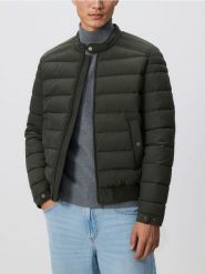 Kurtka biker ze stójką - ciemnozielony. Zielone kurtki męskie Reserved, l, bez wzorów, z tkaniny, bez ramiączek, bez kaptura. Za 179.99 zł.