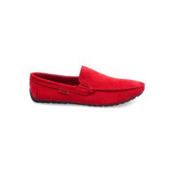Czerwone eleganckie półbuty mokasyny AB96K-2. Czerwone eleganckie półbuty męskie ButyModne, ze skóry, eleganckie, bez obcasa, bez zapięcia. Za 117.58 zł.