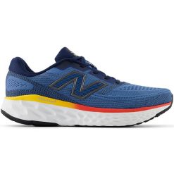 Buty męskie New Balance Fresh Foam Evoz v4 MEVOZLH4 – niebieskie. Niebieskie buty do biegania męskie New Balance, bez wzorów, z syntetyku, bez zapięcia, do biegania. Za 399.99 zł.